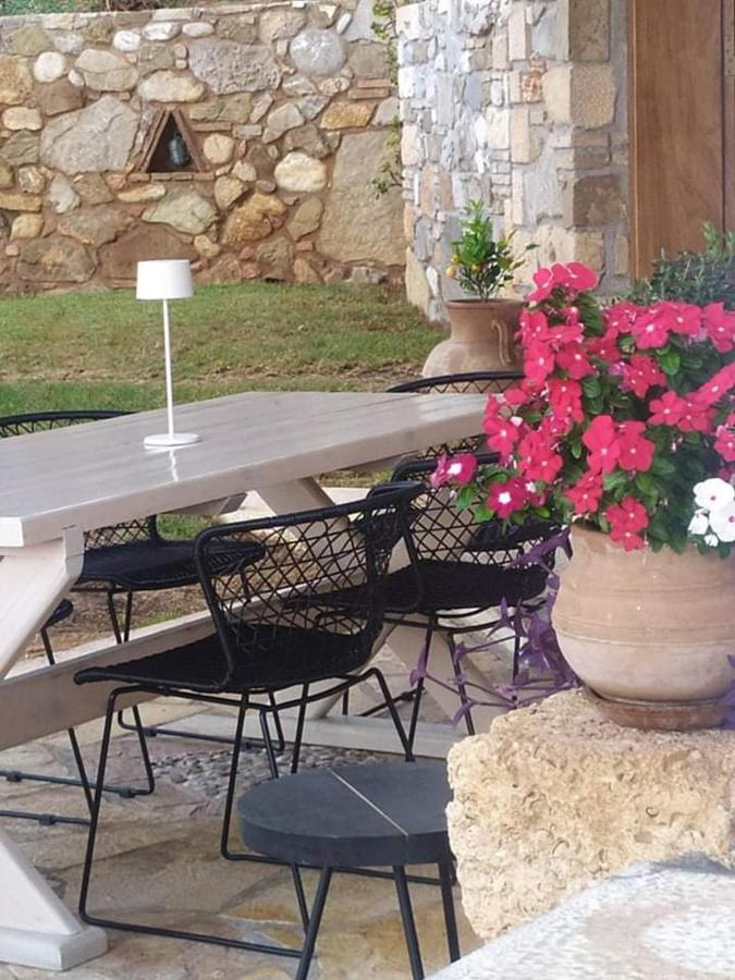 Yialasi Hotel Epidaurus Екстер'єр фото